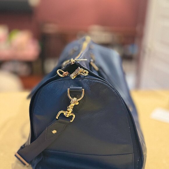 HOOK & ALBERT GARMENT WEEKENDER - Picture 2 of 15